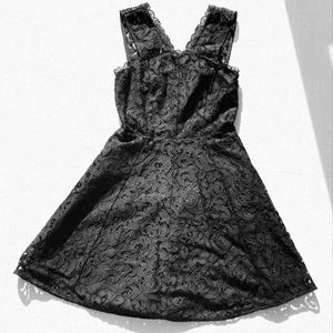 NWOT lace fit flare Dynamite dress